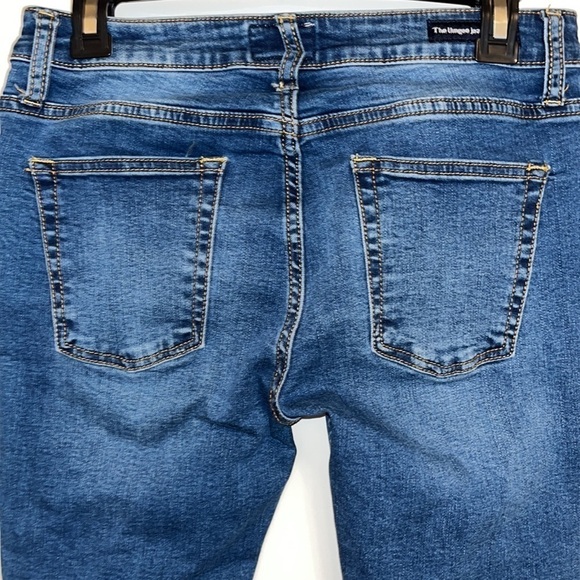 UMGEE Distressed Dark Wash Mid rise Skinny Ankle Jean Women’s size 28 - Picture 8 of 10